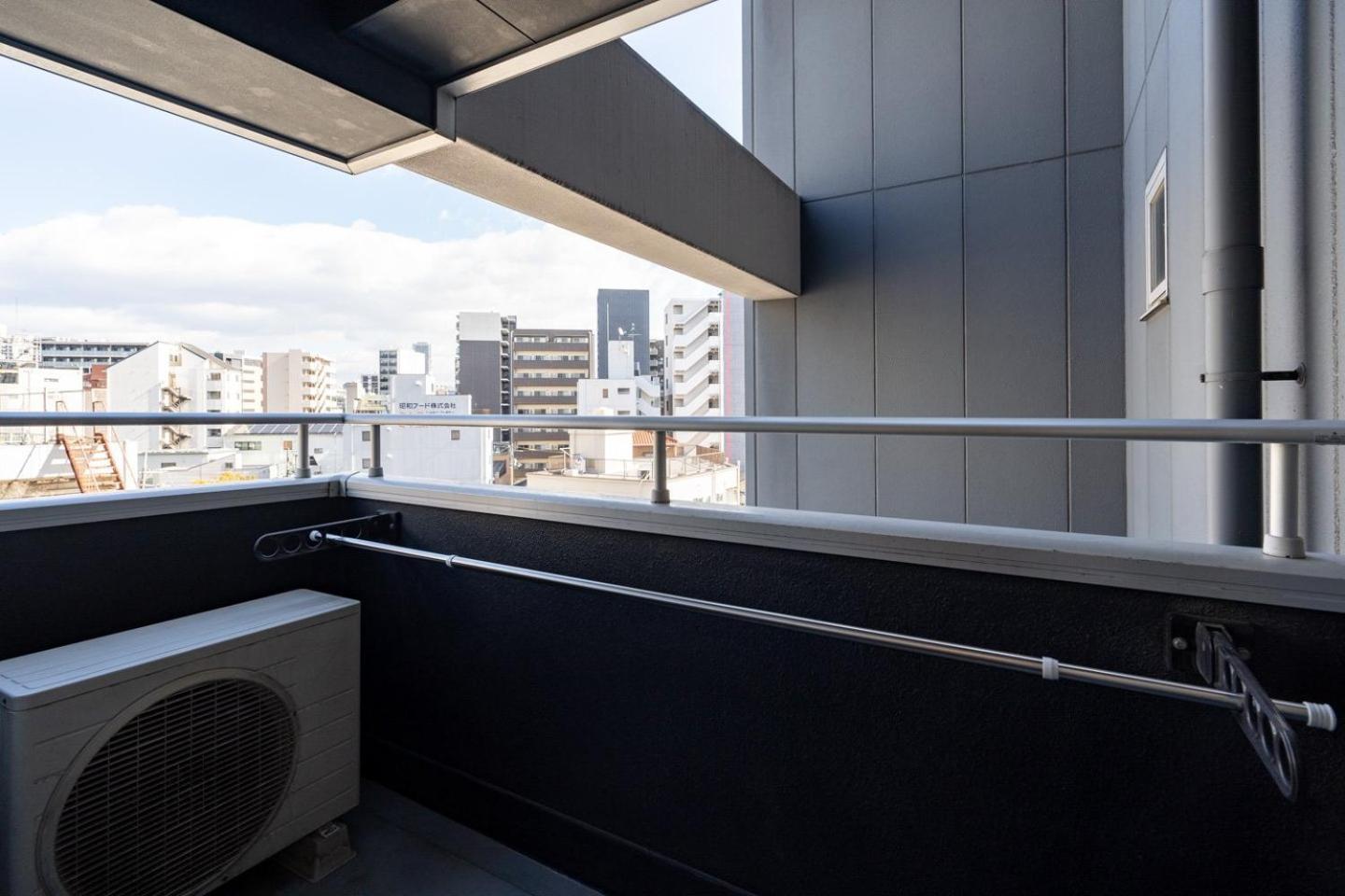 Best Residence Kujo Osaka Esterno foto